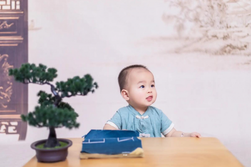 西藏孕妇几个月有反应